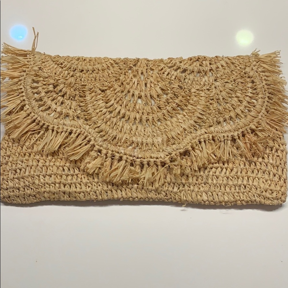 Straw Clutch